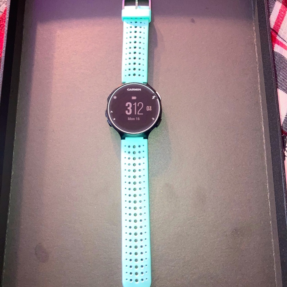 Gamin Forerunner 230 GPS running watch